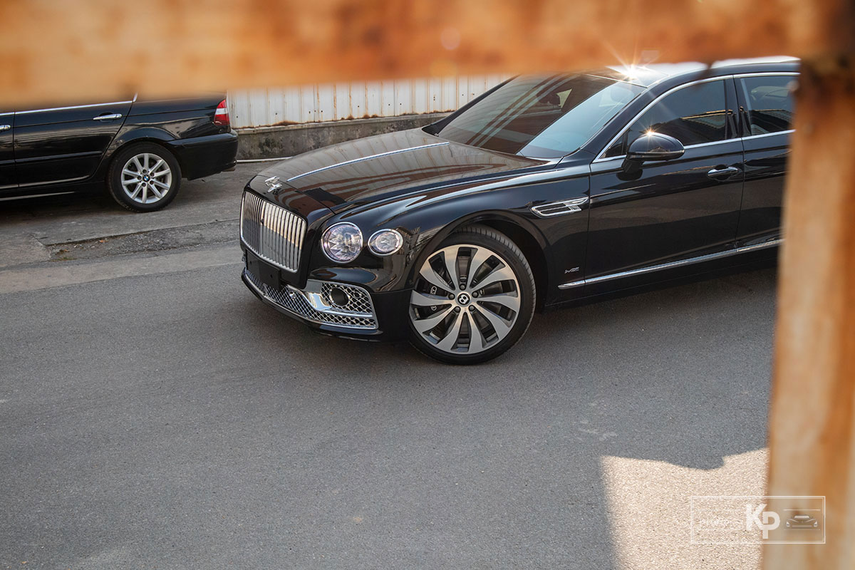 Ảnh Đầu xe xe Bentley Flying Spur W12