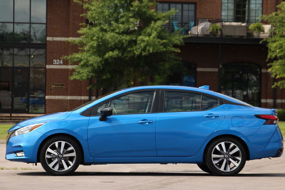 Đánh giá xe Nissan Sunny 2021: Thân xe Ảnh Thân xe Nissan Sunny 2021