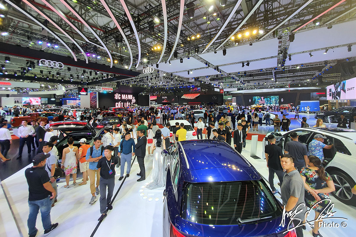 Thị trường ô tô Việt năm 2020 vẫn tăng trưởng bất chấp dịch Covid-19.