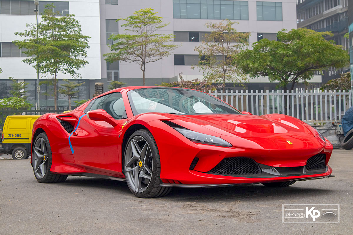 Ảnh Tổng quát xe Ferrari F8 Spider 2021