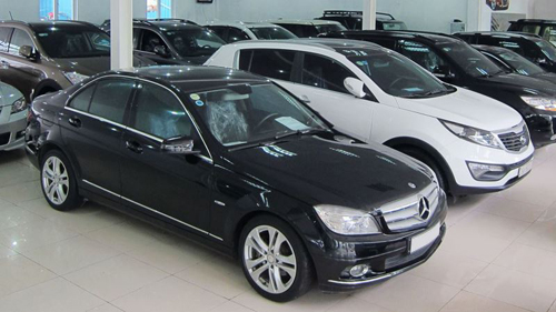 phân khúc xe sang,&nbsp;Mercedes-Benz vẫn là thương hiệu được người mua tín nhiệm 1