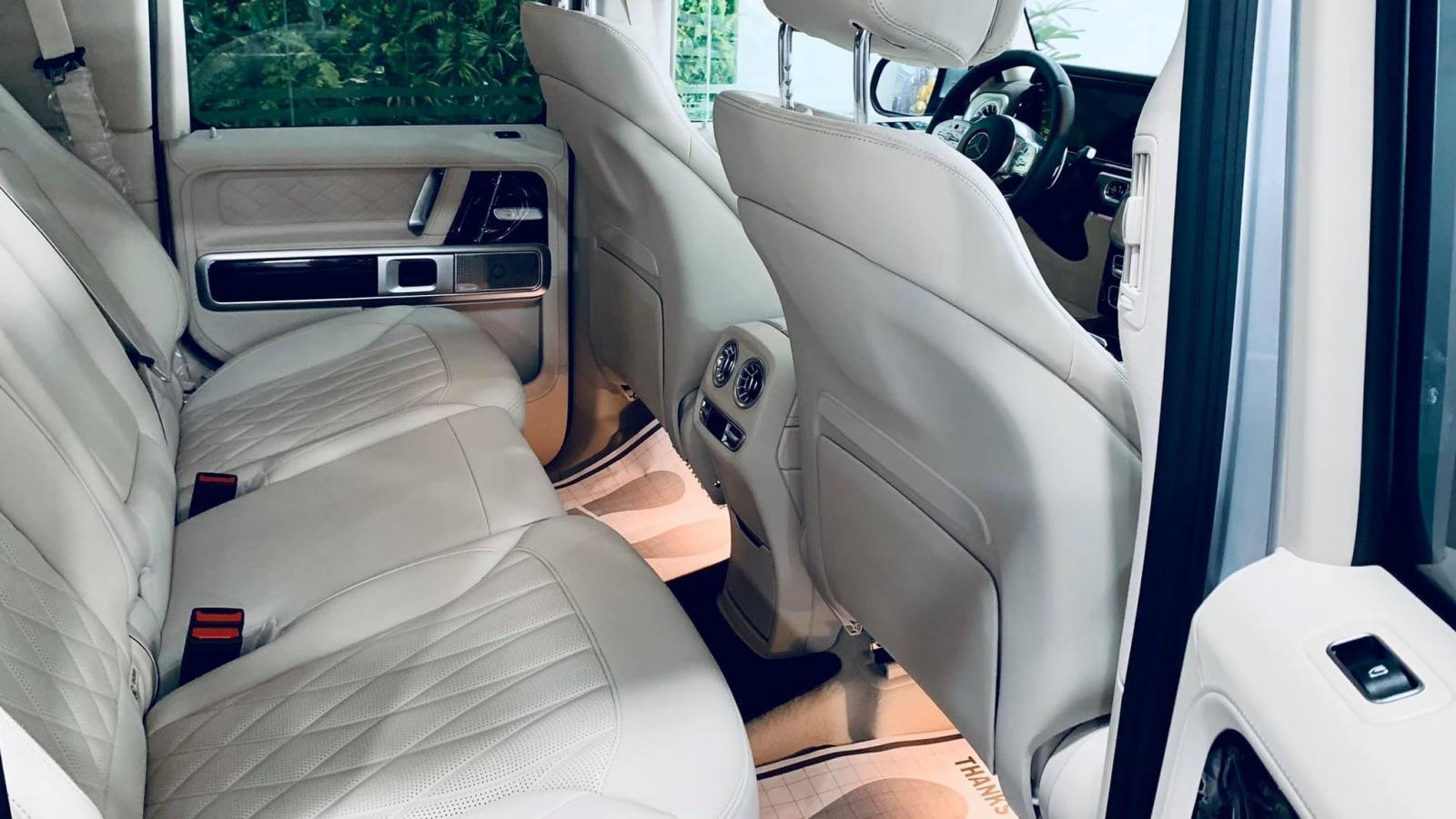 ghế ngồi bọc da chỉnh đa hướng chủ động Active Multicontour Seat tích hợp chức năng sưởi, chỉnh điện và ghi nhớ 3 vị trí 1