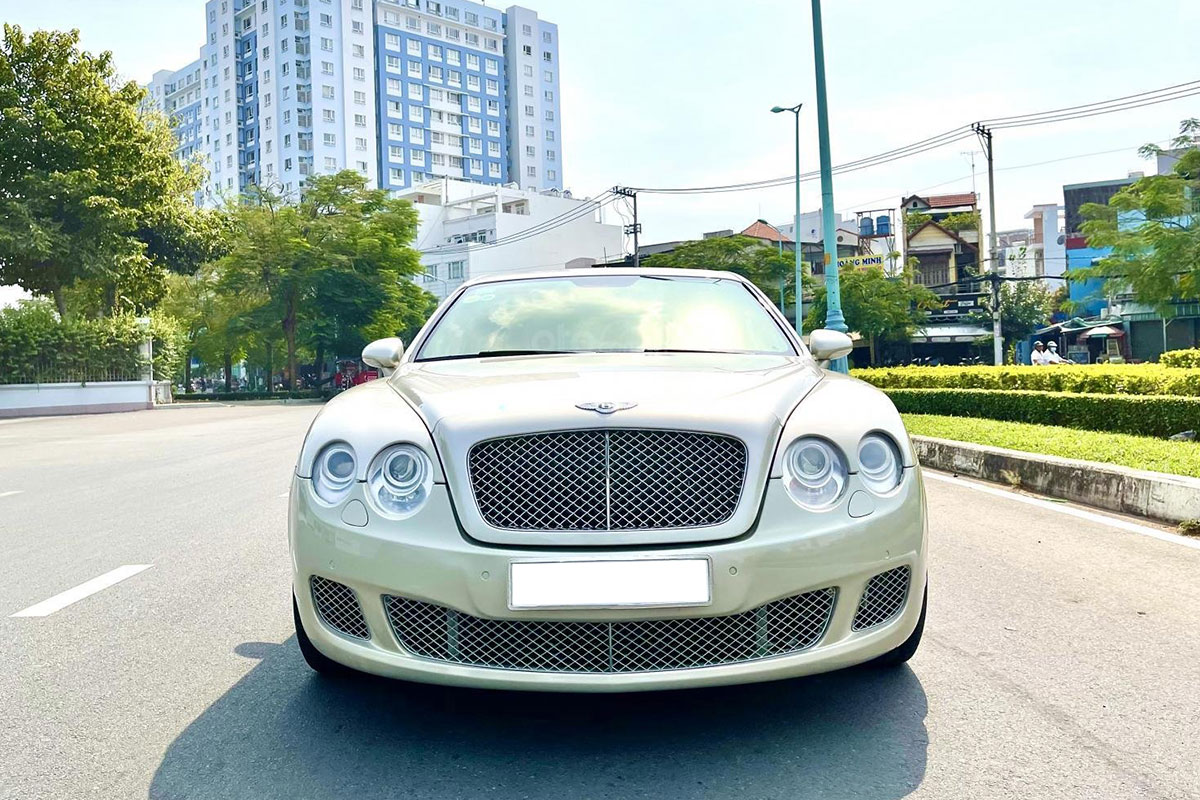 Thiết kế đầu xe Bentley Continental Flying Spur Speed 2009 1