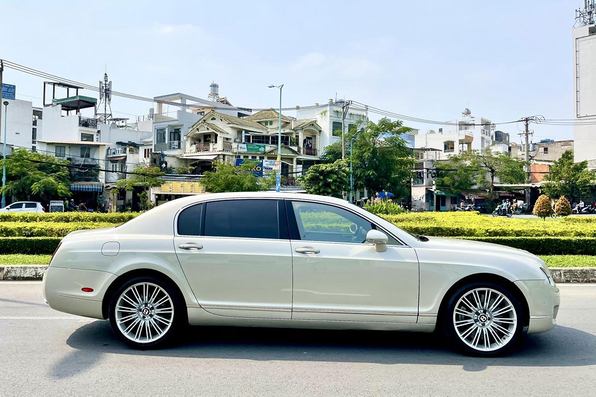 Thiết kế thân xe Bentley Continental Flying Spur Speed 2009 1