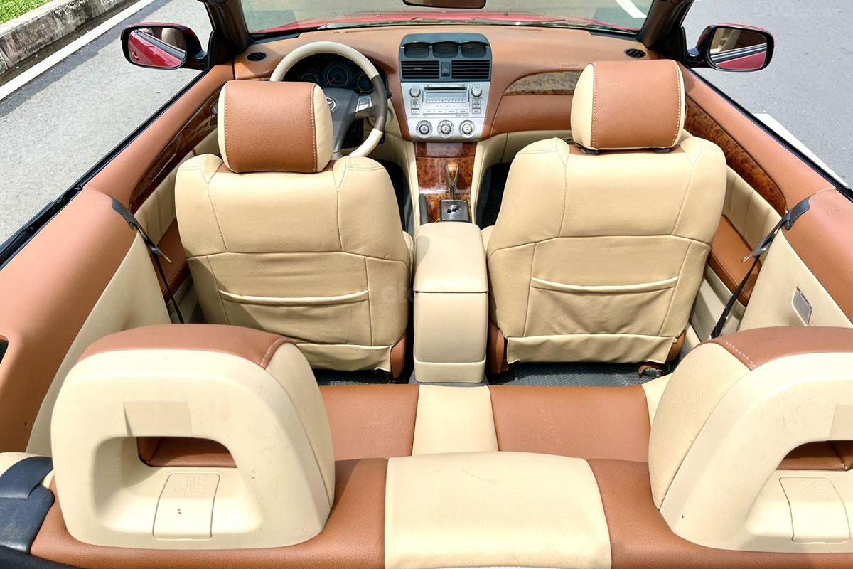 Không gian hàng ghế thứ 2 xe Toyota Solara 2008 Không gian hàng ghế thứ 2 xe Toyota Solara 2008 1