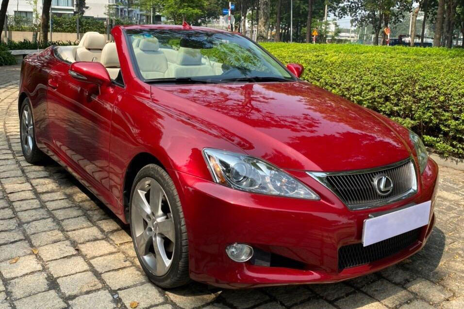 Mui trần Lexus IS 250C rao bán 1,25 tỷ đồng 1