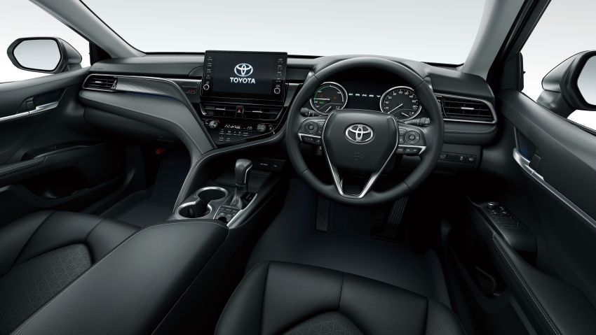 Toyota Camry 2021 nâng tầm trải nghiệm người lái.