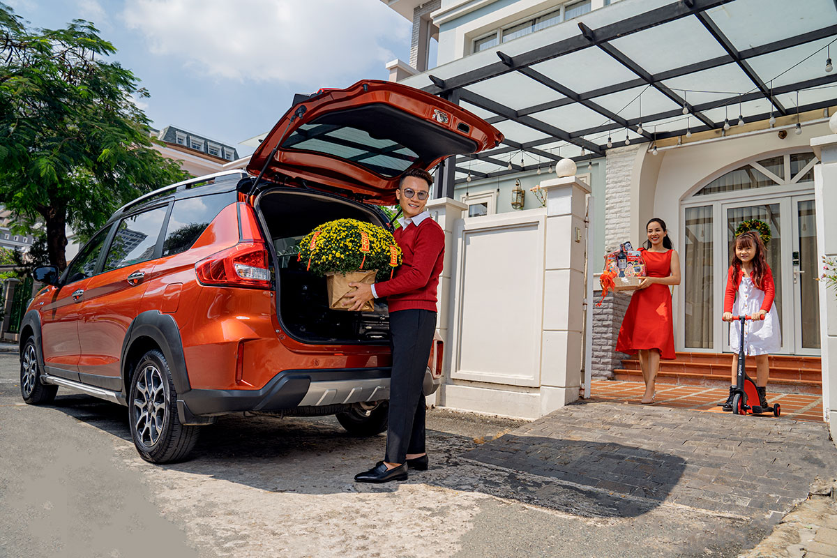 Hoàng Bách đánh giá XL7 là người bạn đáng tin cậy cho cả gia đình cùng đón chào năm mới.