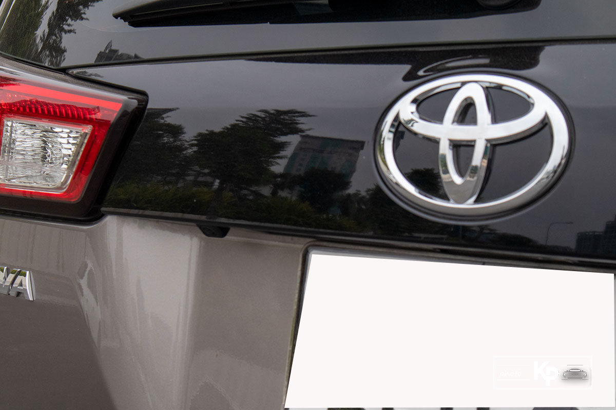 Sigurnosne fotografije Toyota Innova 2.0G 2021