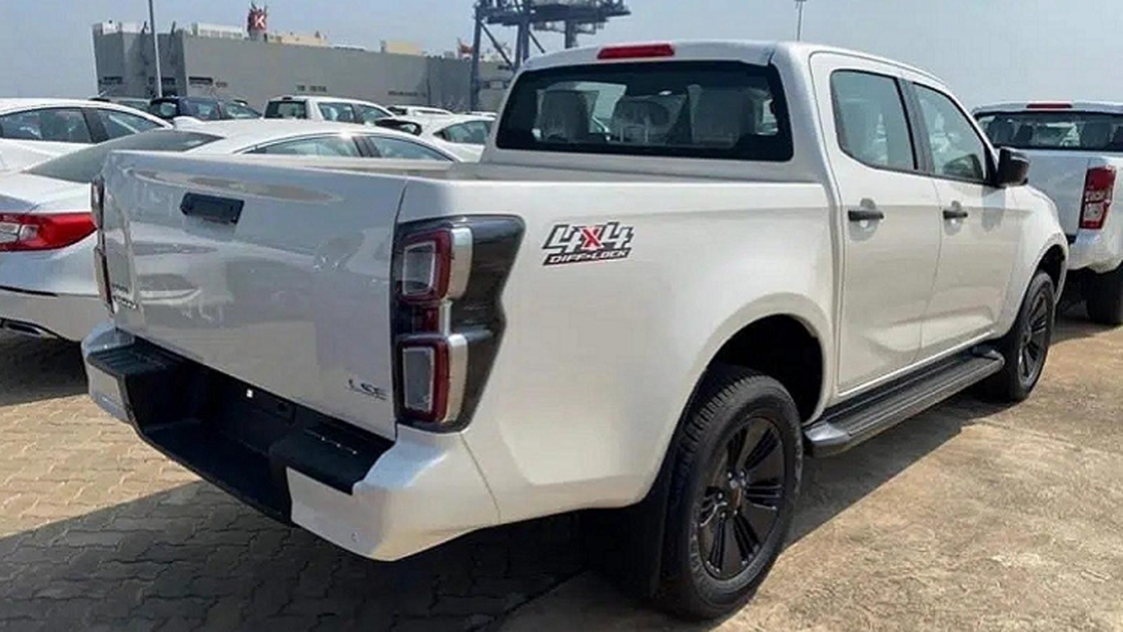 Isuz u D-Max 2021 cập bến, hứa hẹn màn đối đầu hấp dẫn với Ford Ranger 1