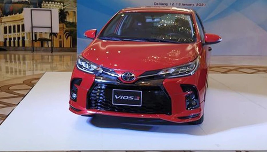 Cận cảnh Toyota Vios GR Sport 2021 tại Việt Nam