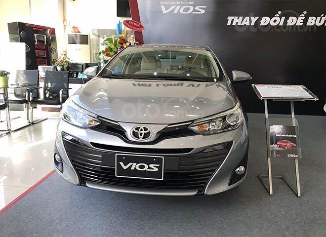 Toyota Vios sắp ra mắt phiên bản mới, doanh số giảm.