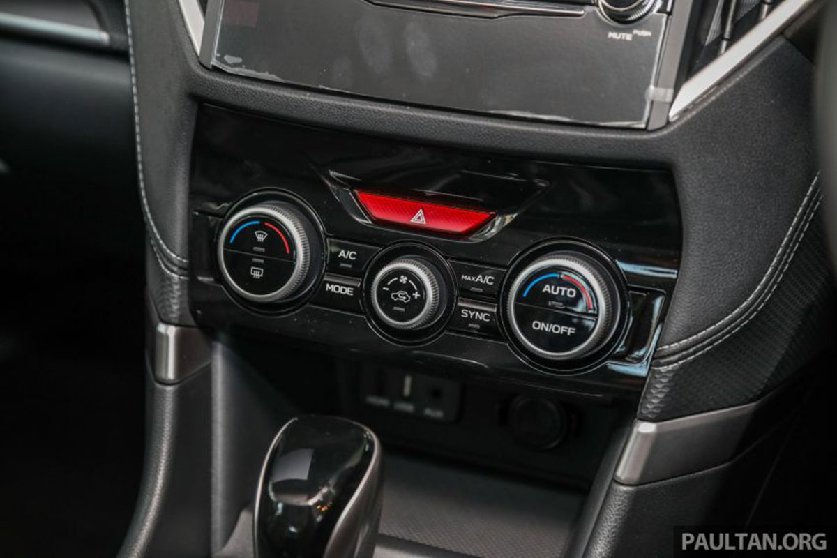 Cụm điều khiển trung tâm xe Subaru Forester 2.0i-L GT Lite Edition 2021 1