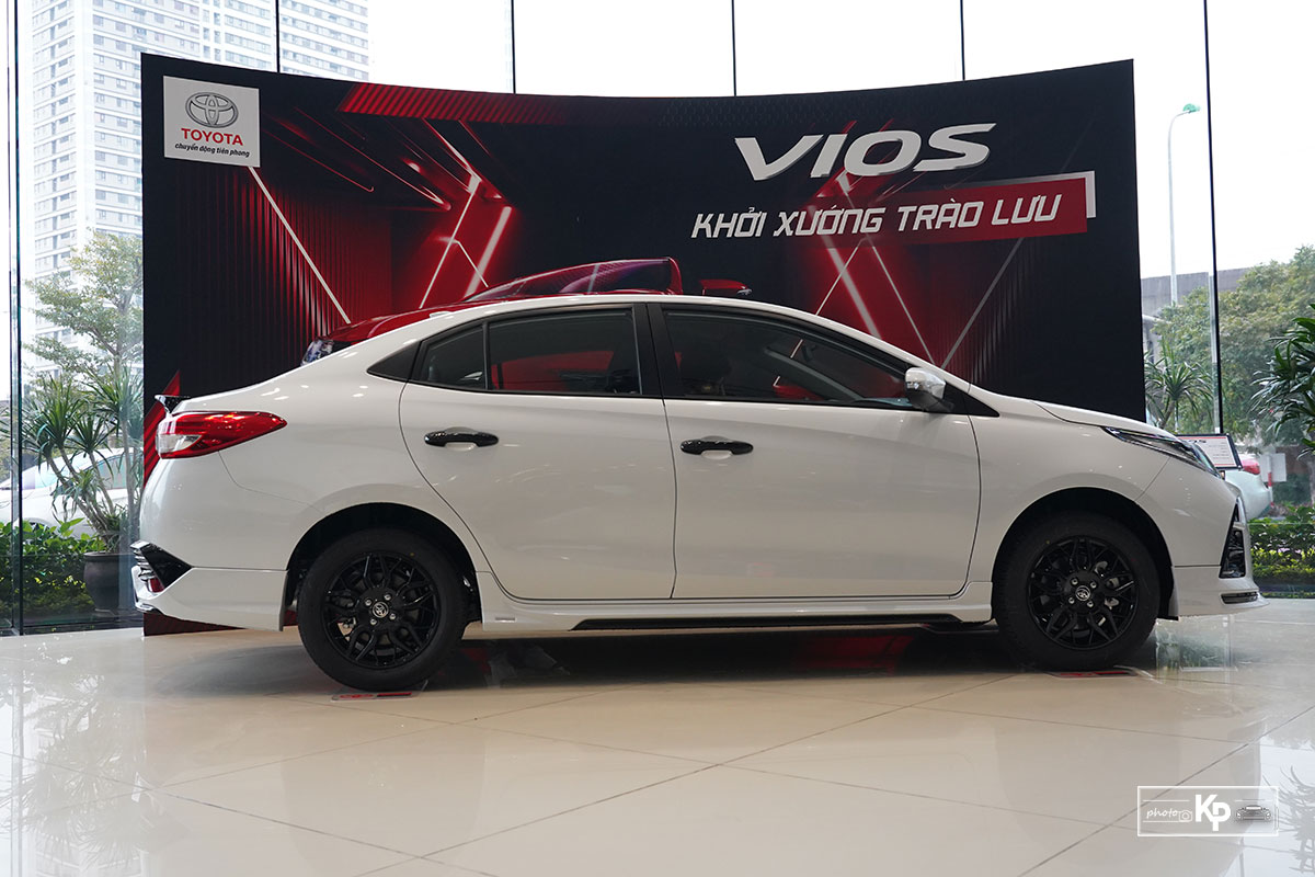 Cận cảnh Toyota Vios GR-S 2021, có gì để đấu Honda City RS? a7