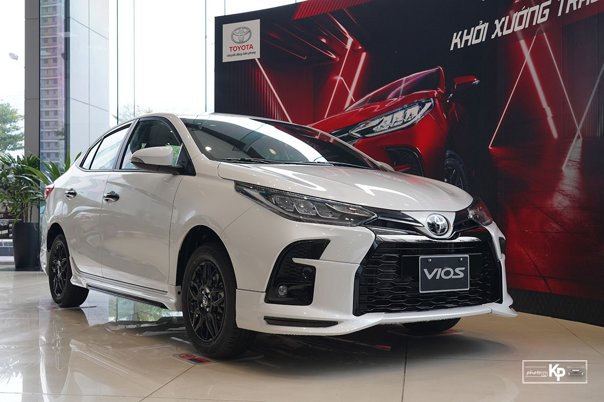 Cận cảnh Toyota Vios GR-S 2021, có gì để đấu Honda City RS? a1