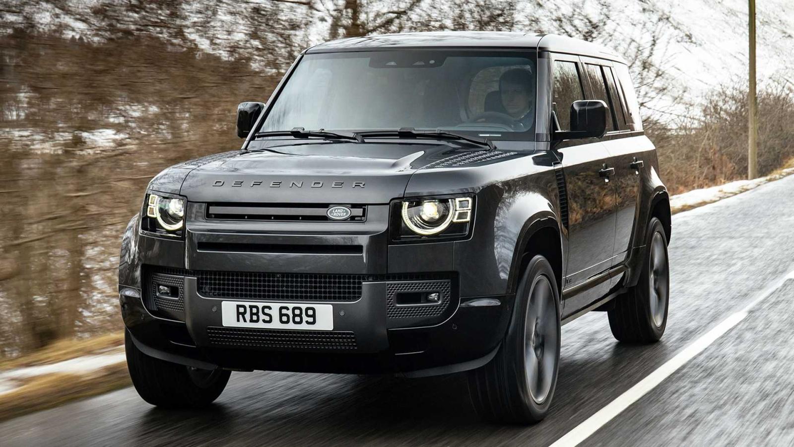 Land Rover Defender 2022 mạnh mẽ đầy sức hút.