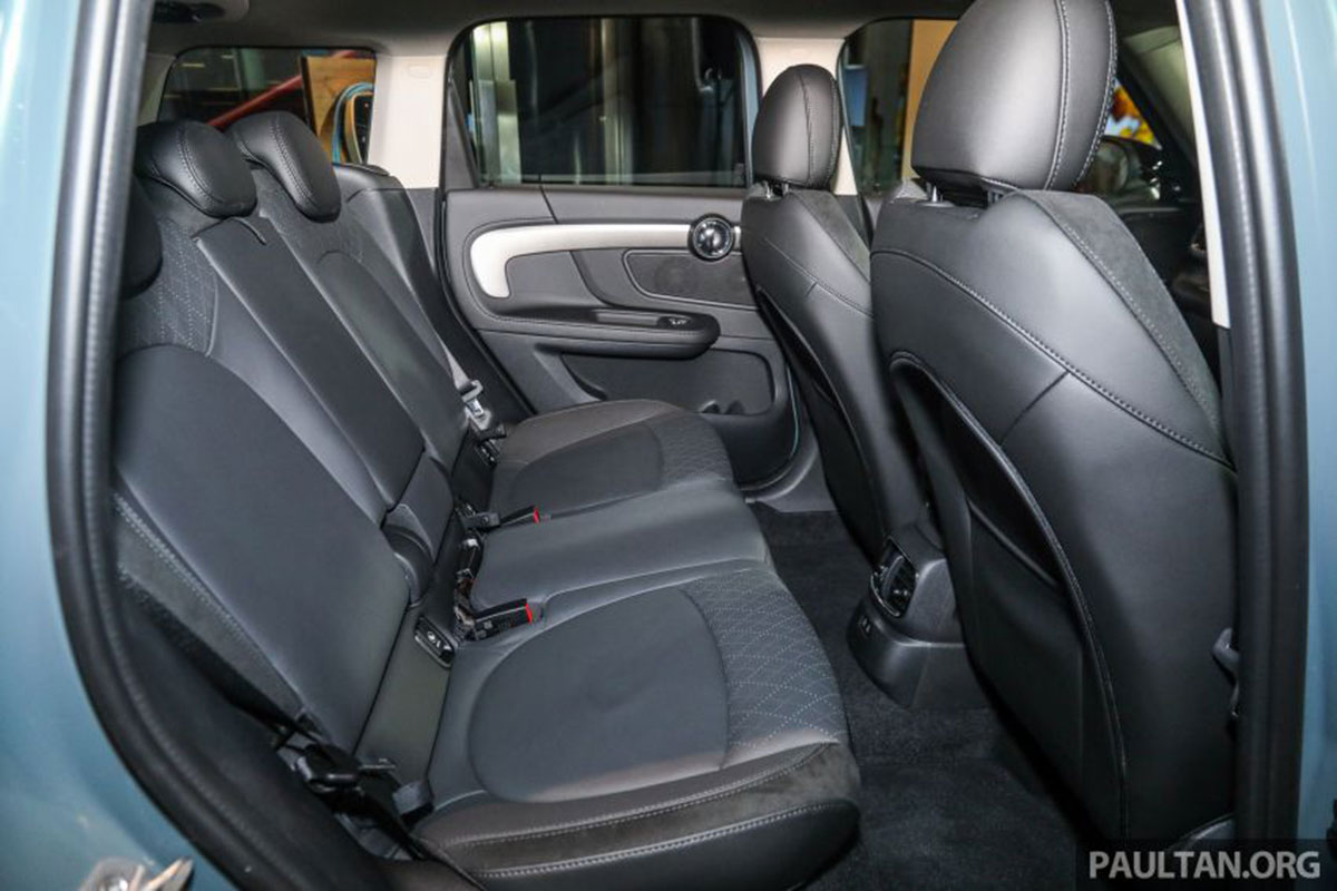 Không gian hàng ghế sau trên xe MINI Countryman 2021 1