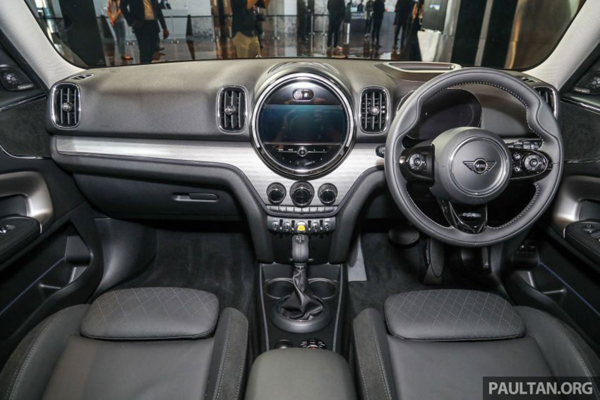 Khoang cabin xe MINI Countryman 2021 1