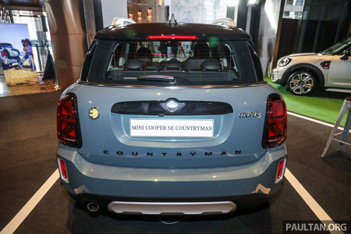 Thiết kế đuôi xe MINI Countryman 2021 1