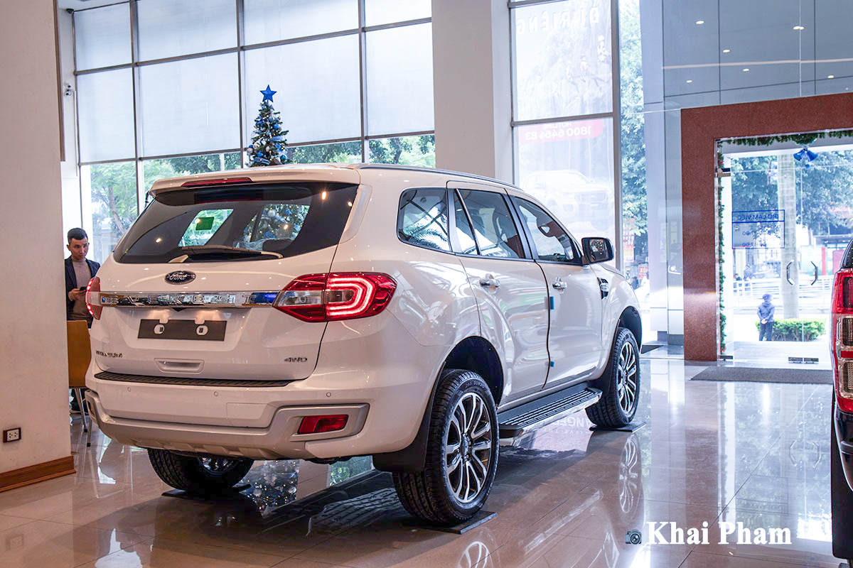 Ford Everest 2021 bị cắt giảm một số trang bị Ford Everest 2021 bị cắt giảm một số trang bị 1