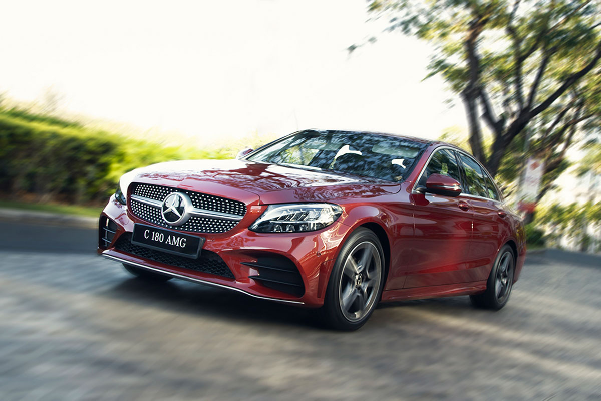 Mercedes-Benz C180 AMG 2021 tiếp tục sử dụng động cơ cũ 1