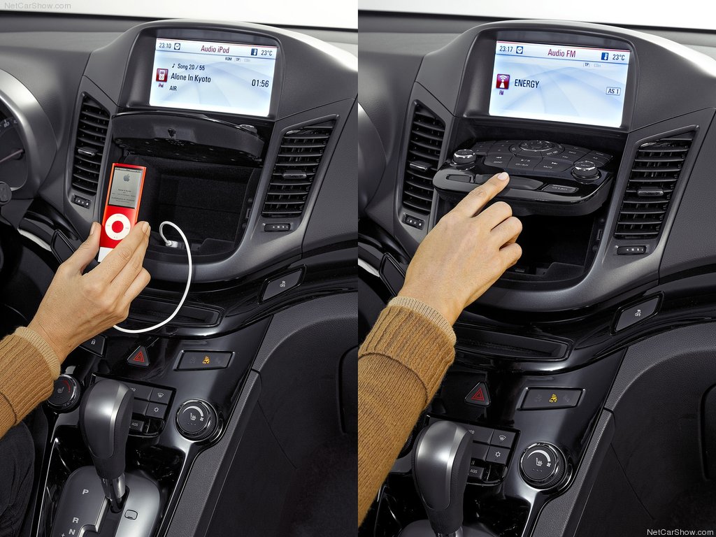 Hệ thống nghe nhìn của Chevrolet Orlando ở mức tương đối 1