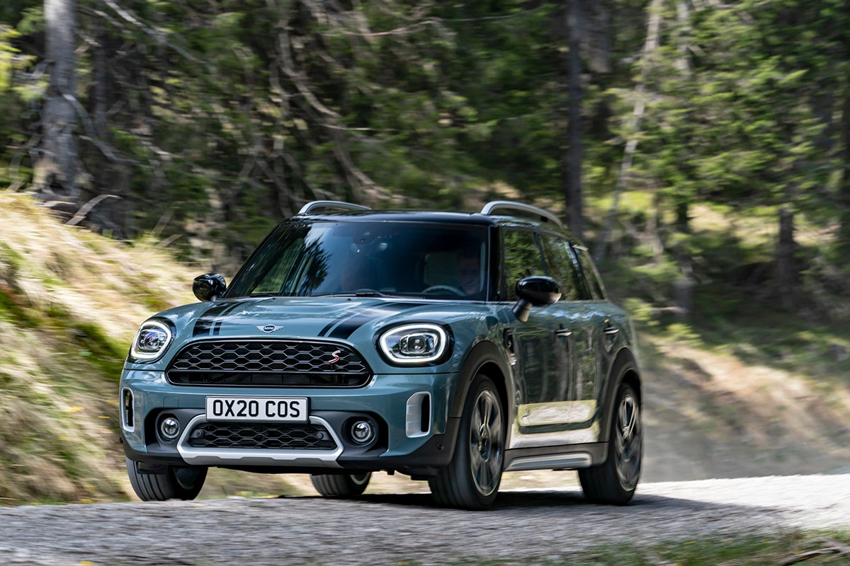 MINI Countryman 2021 tại Việt Nam sẽ sử dụng động cơ I-4 2.0L Turbo tăng áp.