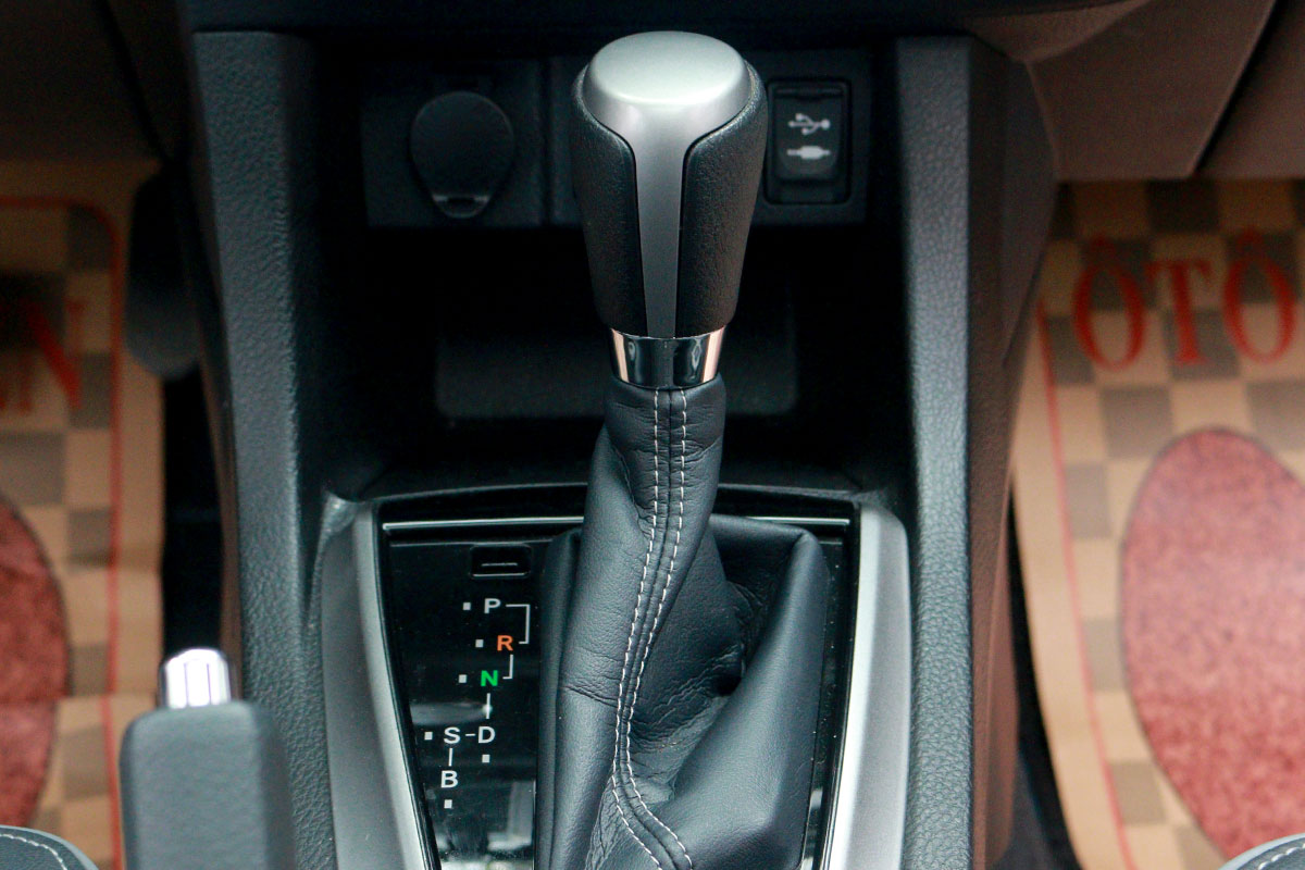 Toyota Corolla Altis 2014.