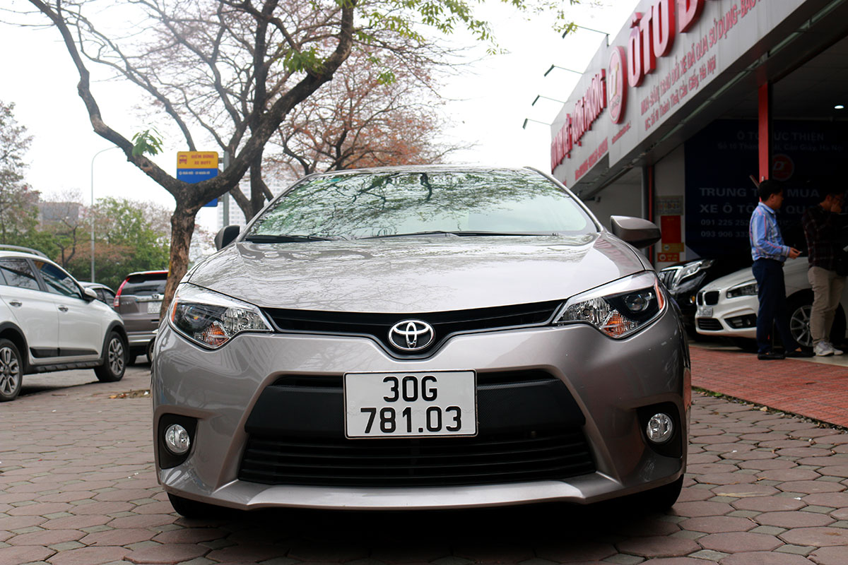 Toyota Corolla Altis 2014.