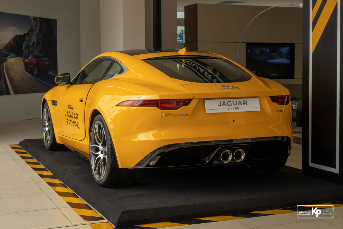 Ảnh Tổng quát xe Jaguar F-Type 2021