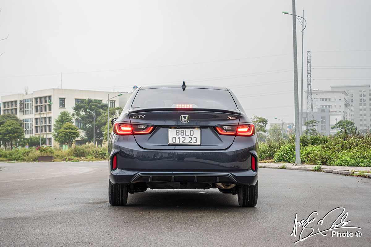 Thiết kế đuôi xe Honda City RS 2021.