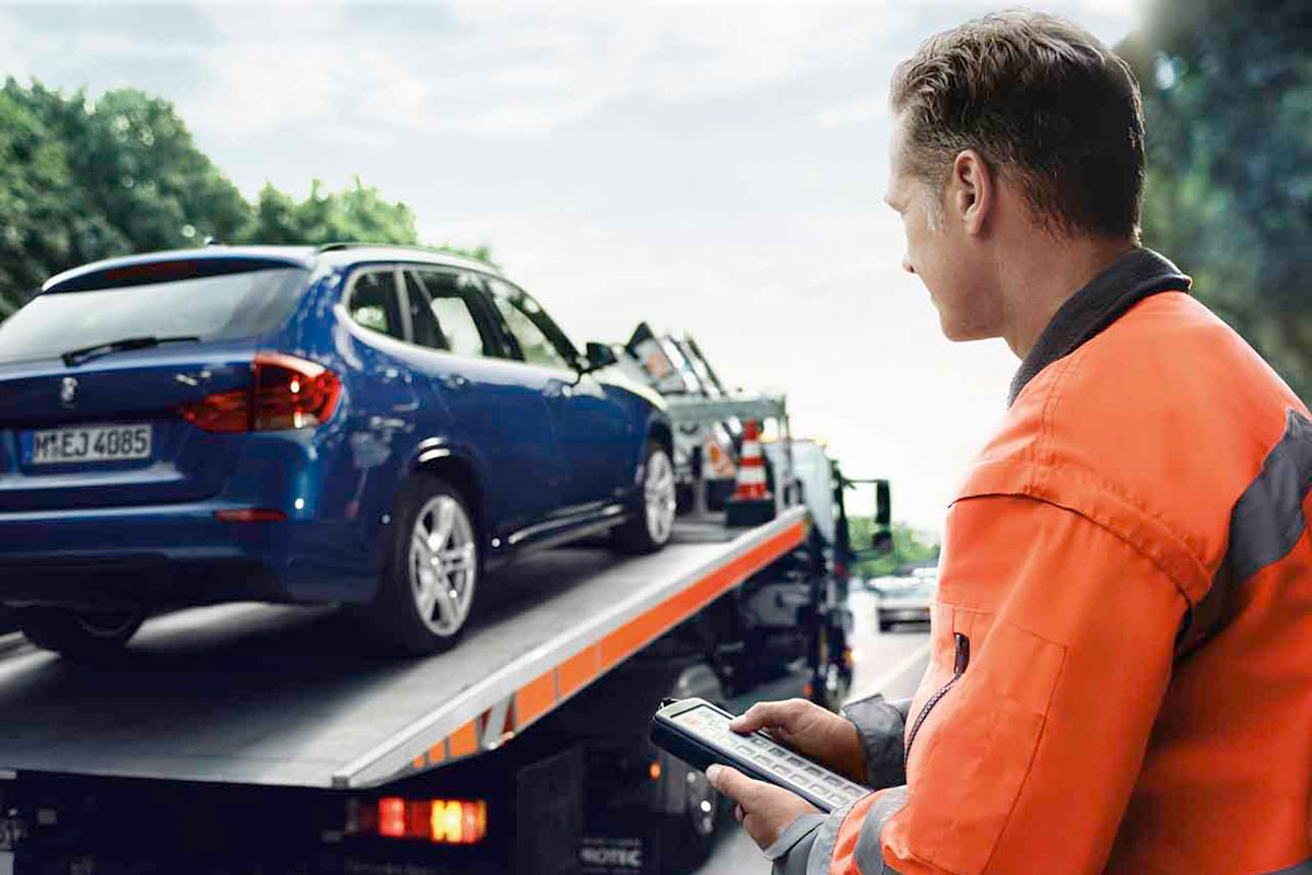 Hỗ trợ khắc phục sự cố trên đường Roadside Assistance (RSA) được áp dụng cho khách hàng mua xe BMW, MINI do THACO phân phối Hỗ trợ khắc phục sự cố trên đường Roadside Assistance (RSA) được áp dụng cho khách hàng mua xe BMW, MINI do THACO phân phối.