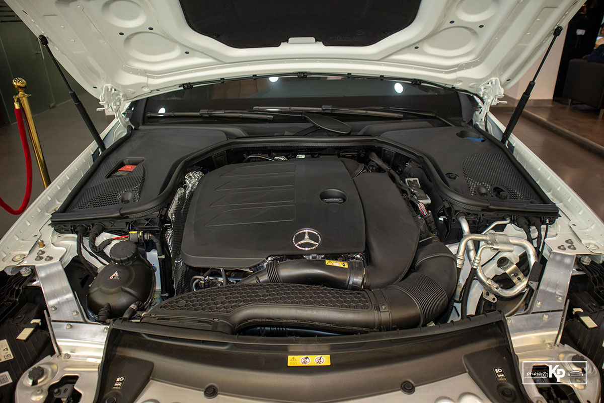 Ảnh Động cơ xe Mercedes-Benz E-Class 2021