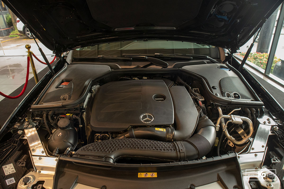 Ảnh Động cơ xe Mercedes-Benz E-Class 2021