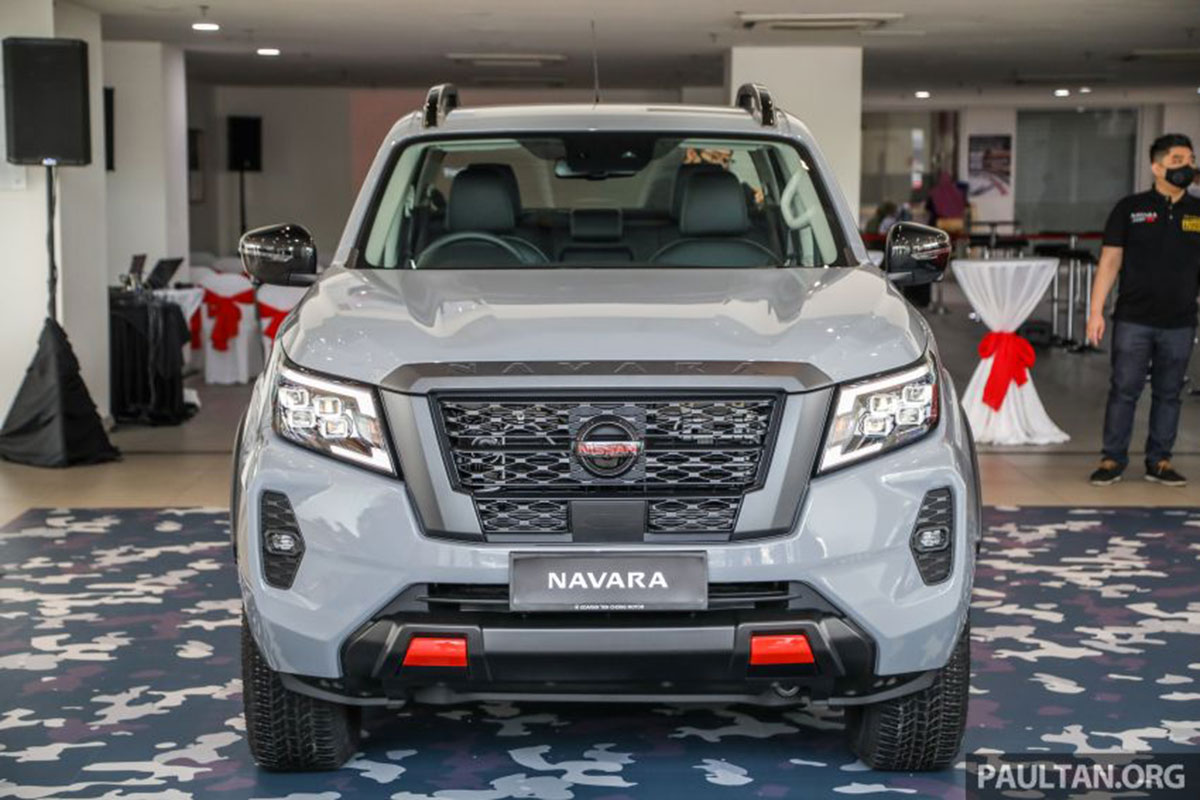 Thiết kế đầu xe Nissan Navara 2021 Thiết kế đầu xe Nissan Navara 2021 1