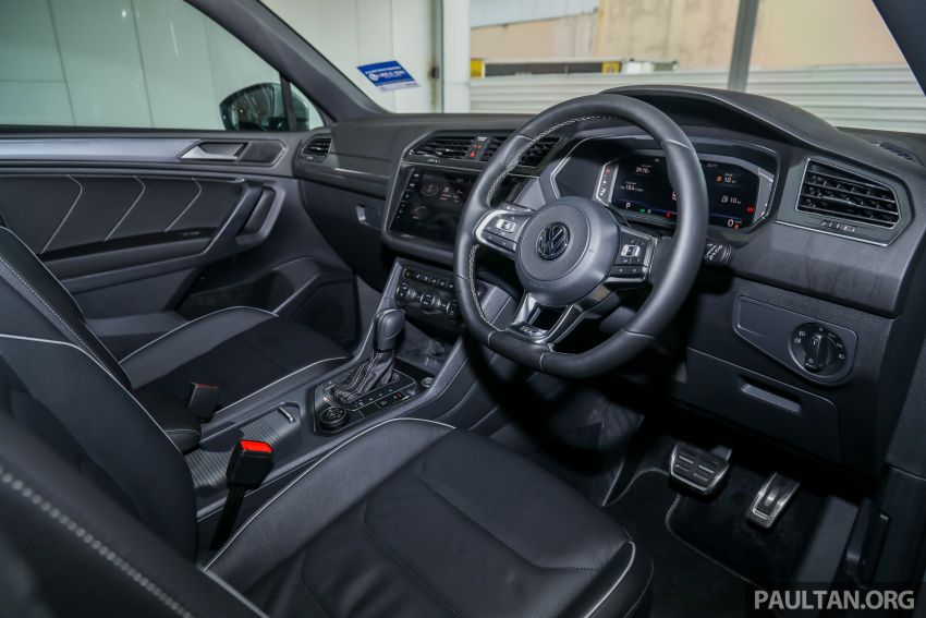 Volkswagen Tiguan Allspace R-Line 2021 tích hợp hàng loạt trang bị tiện lợi.