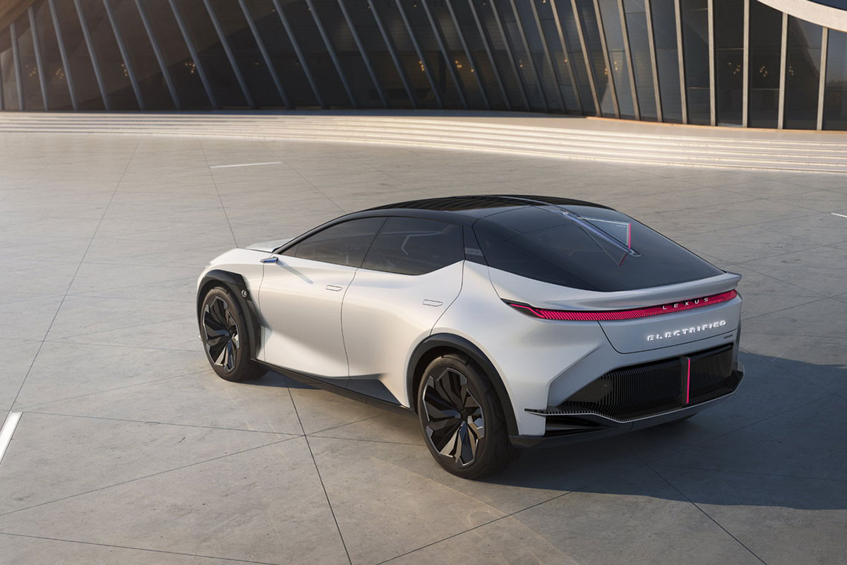 Thiết kế đuôi xe Lexus LF-Z Electrified Concept 1