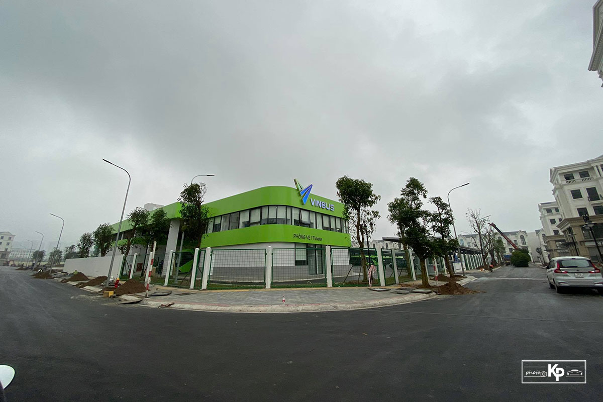 Cận cảnh xe VinBus điện chạy thử tại Hà Nội, có ngày lăn bánh chính thức 2 Cận cảnh xe VinBus điện chạy thử tại Hà Nội, có ngày lăn bánh chính thức a2
