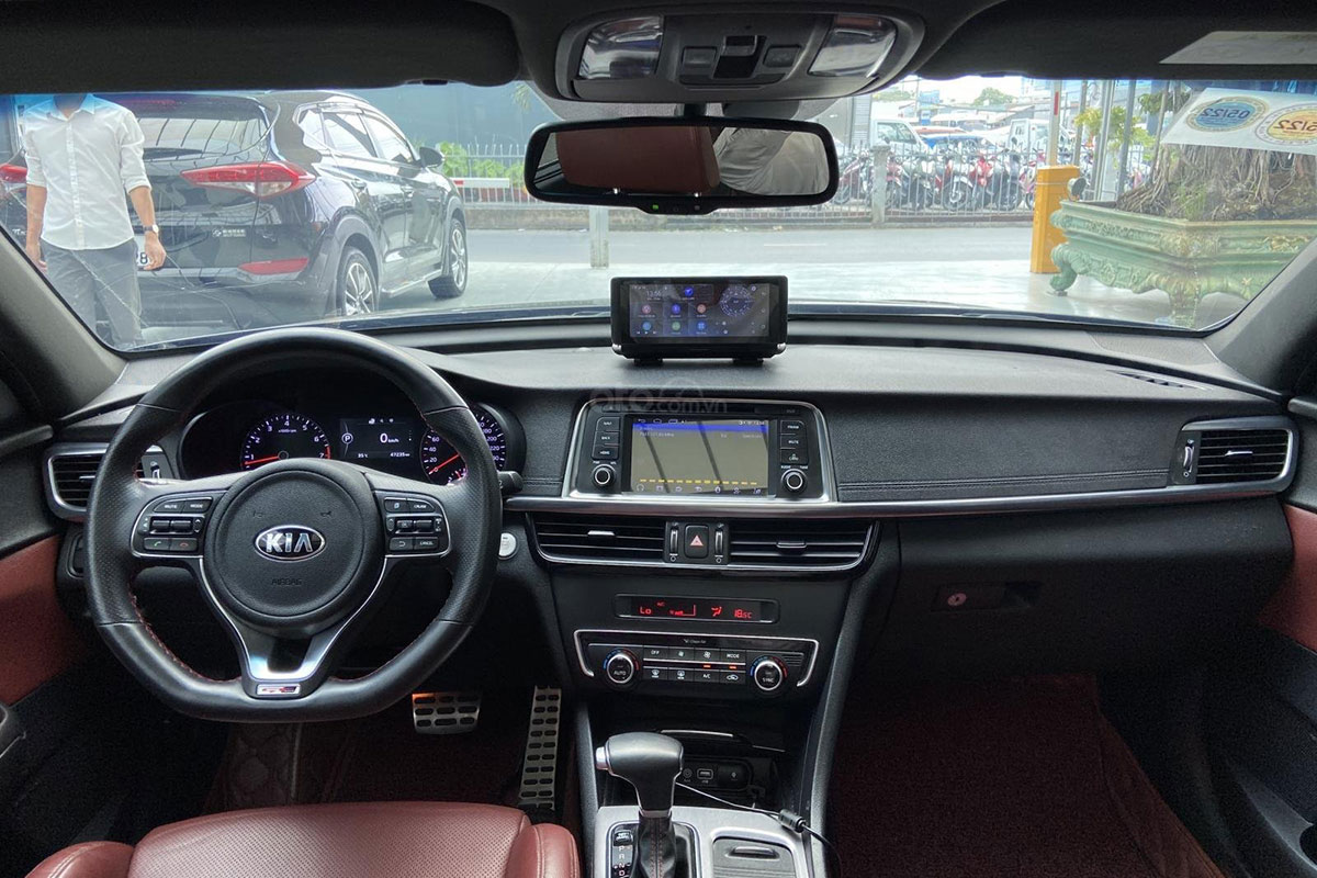 Thiết kế khoang cabin xe Kia K5 2018 1