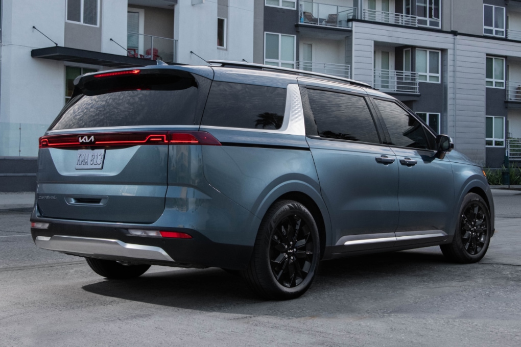 Kia Sedona 2021 đã cập cảng Việt Nam, ngày ra mắt không còn xa a3