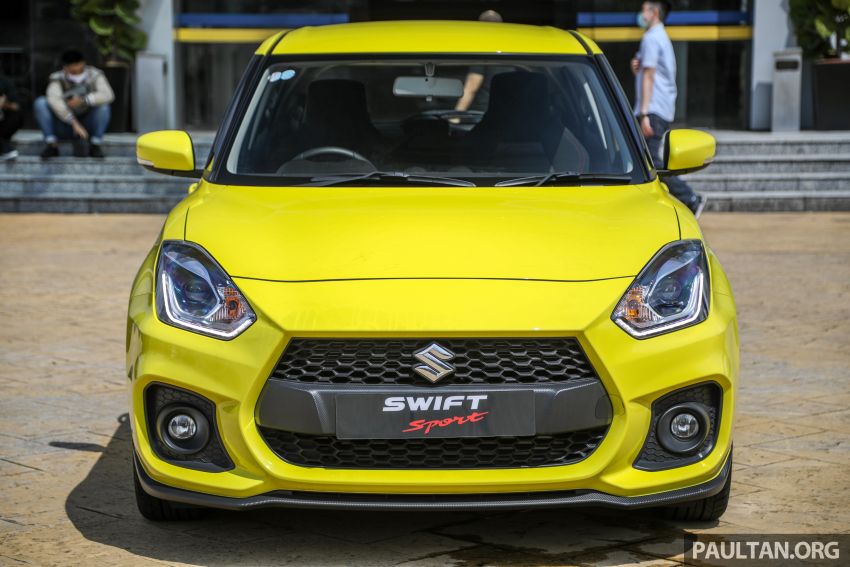Suzuki Swift Sport 2021 cập nhật mới, tăng mạnh về giá.