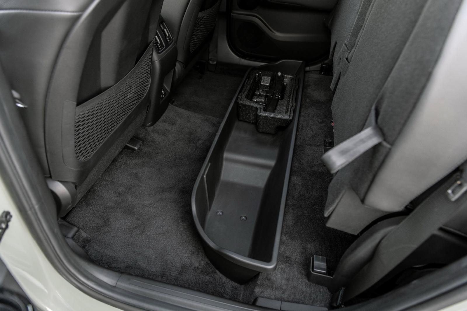 Hyundai Santa Cruz 2022 tối ưu hóa không gian và nâng cao trải nghiệm người dùng.