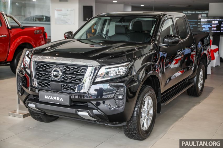 Nissan Navara 2021 đời mới chào giá từ 514 triệu đồng.