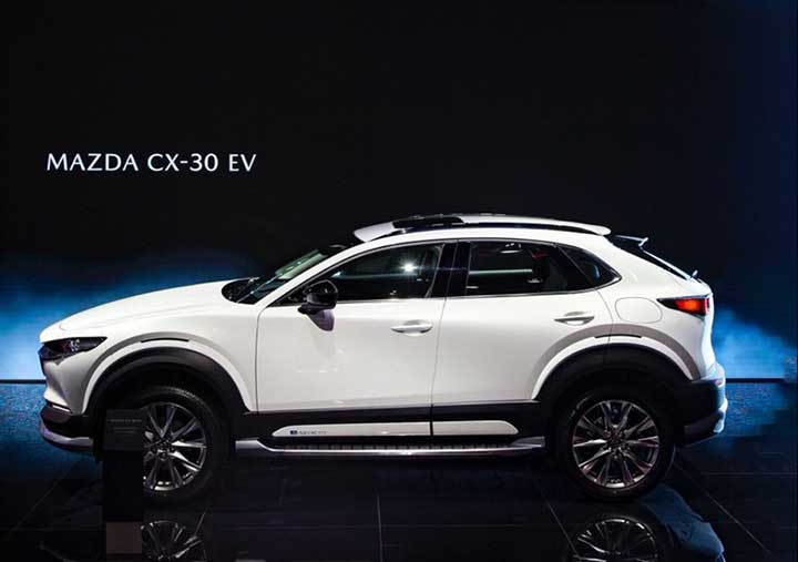 Vén màn Mazda CX-30 bản chạy điện hoàn toàn - Ảnh 2.
