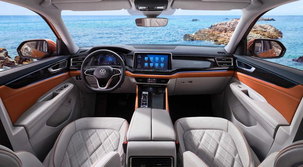 Volkswagen Teramont hiện đại và rộng rãi.