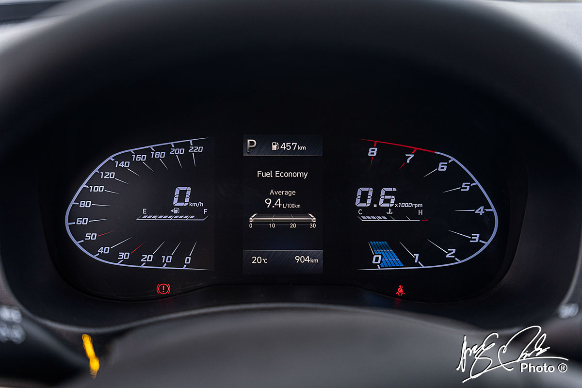 Bảng đồng hồ điện tử trên Hyundai Accent 2021.
