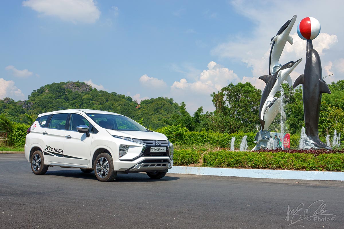 Mitsubishi Xpander nhập khẩu đang được bán tại Việt Nam 1