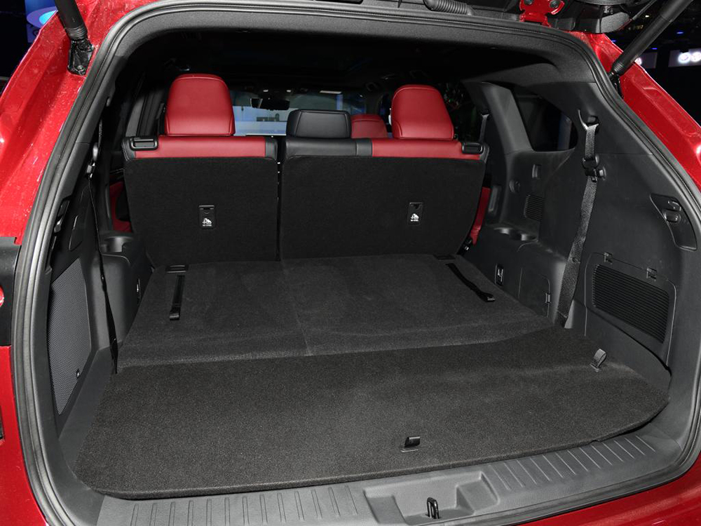 [Auto Shanghai 2021] Toyota Crown SUV có kích cỡ tương tự Toyota Highlander.