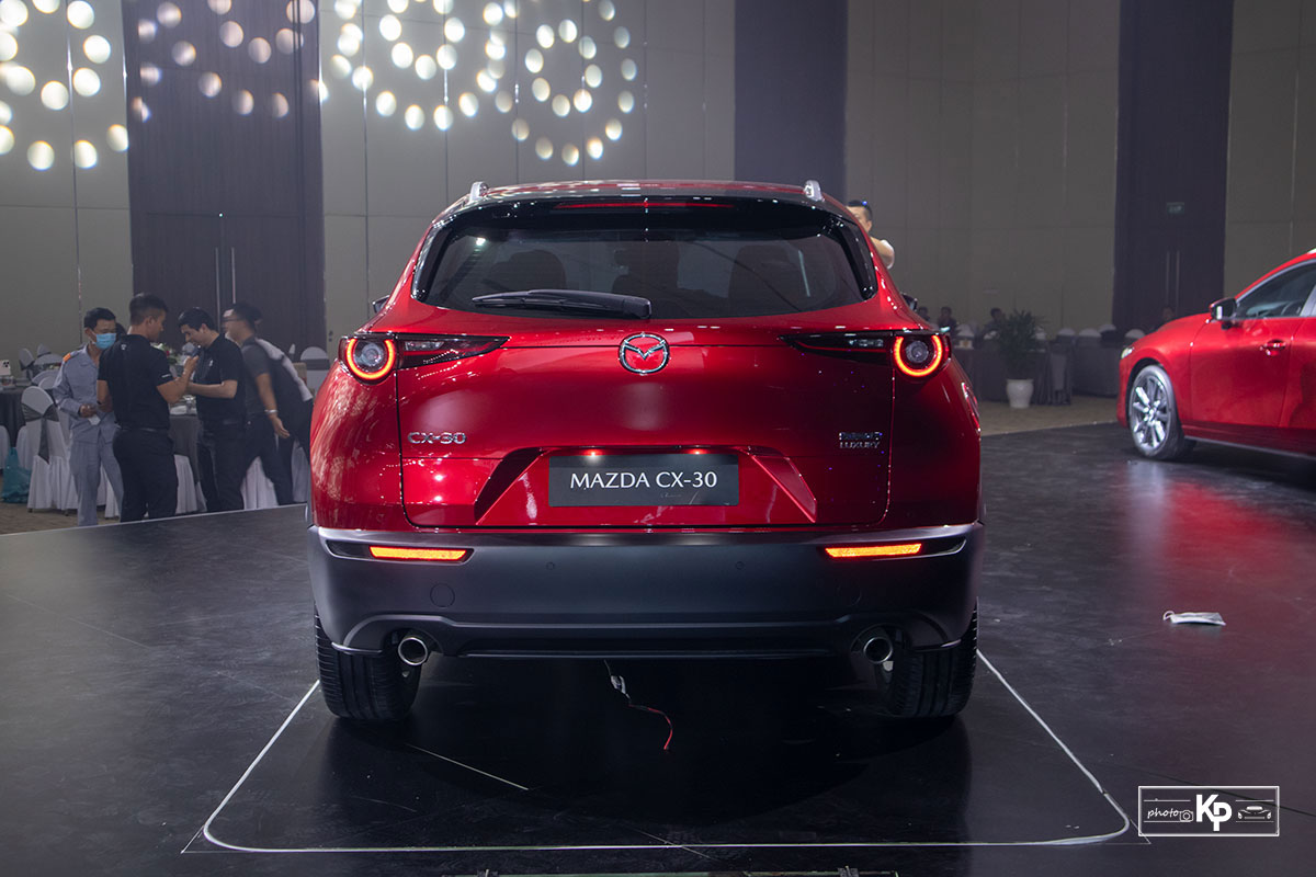 Ảnh Đuôi xe Mazda CX-30 2021