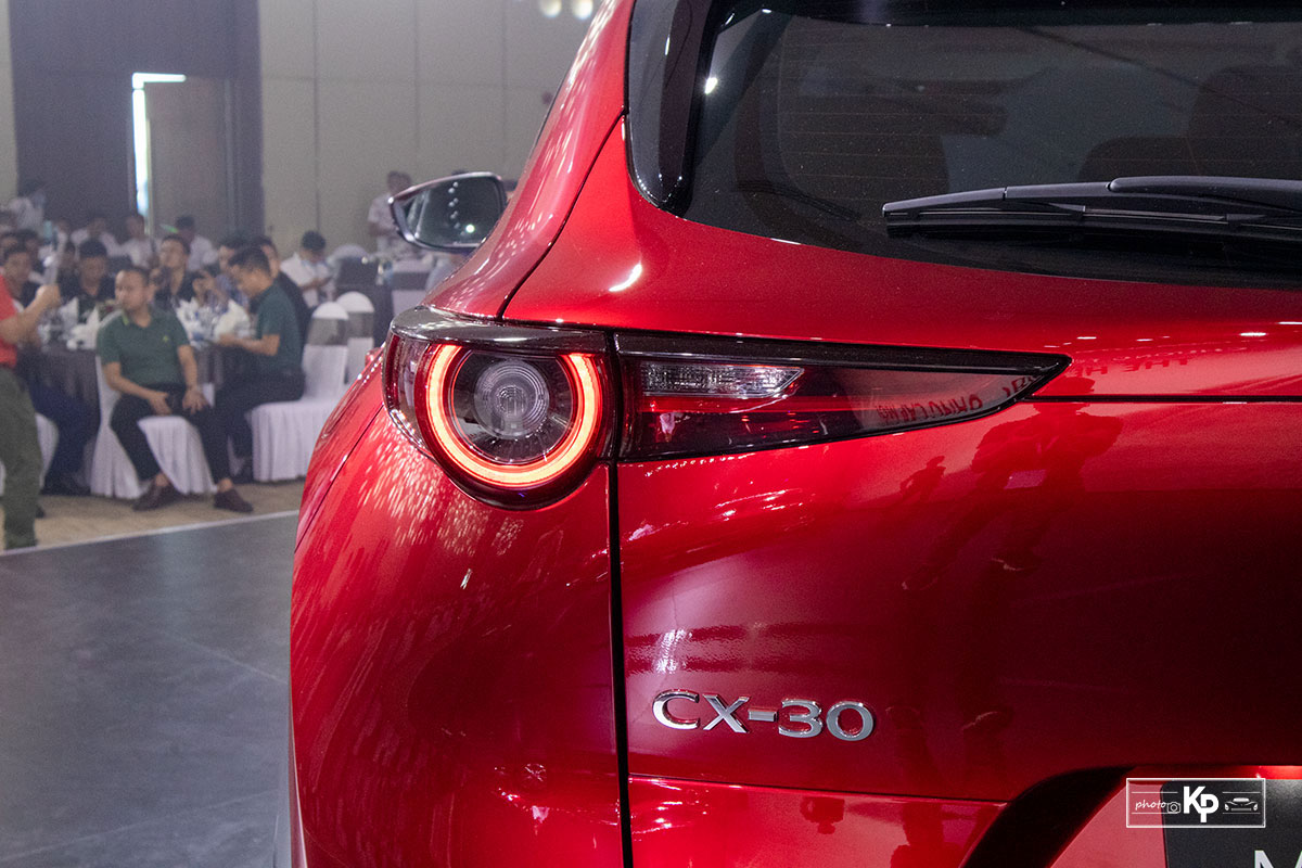 Ảnh Đèn hậu xe Mazda CX-30 2021